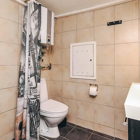 4 Person In Farso-by Traum Farsø