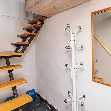 4 Person In Farso-by Traum Farsø