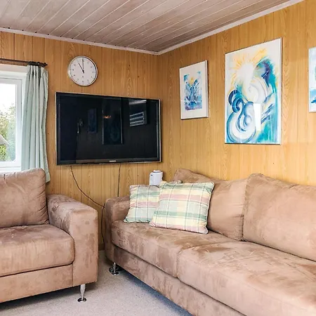 4 Person In Farso-by Traum * Farsø