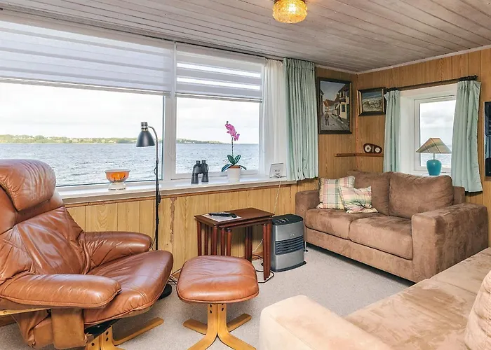 4 Person In Farso-by Traum Tatil Evi